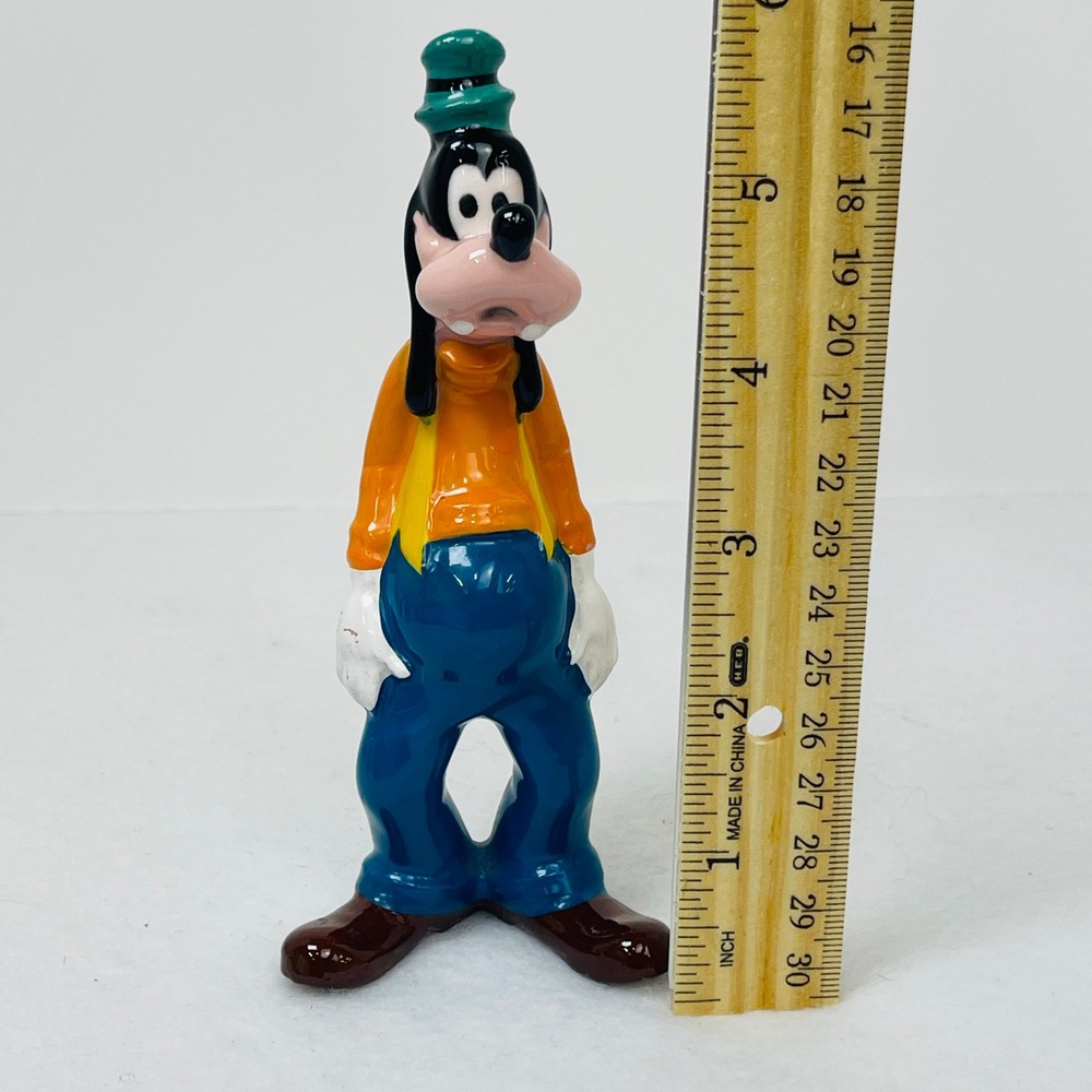 Vintage Disney Goofy Ceramic Figurine 5.5 Inch Japan Collectible Orange Blue - Picture 5 of 10
